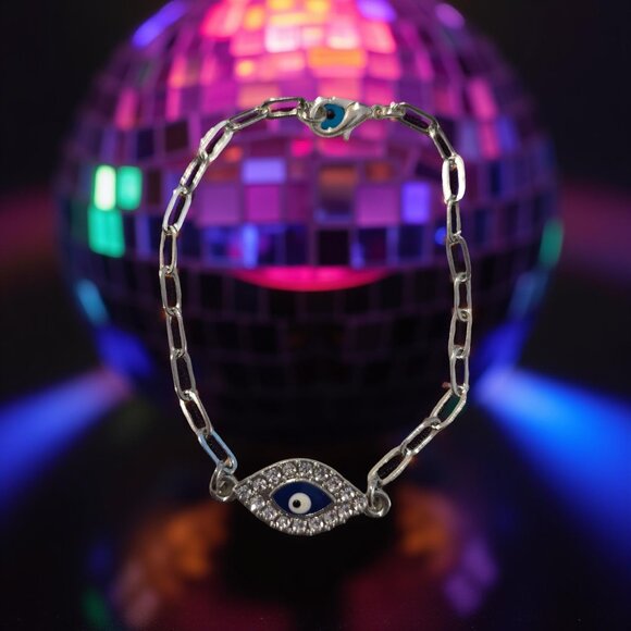 Silver paperclip chain Evil Eye Bracelet~ 7 inches - Picture 2 of 3